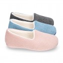 Classic CORDUROY knit closed Kids home shoes.