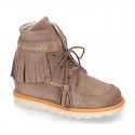 MOHICAN style Girl ankle boots with fringed design and tassels in suede leather.