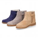 Girl ankle boots with CHOPPED design in suede leather.