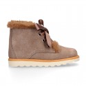 Girl safari boots with SILK ties closure and fake hair neck in Suede leather.