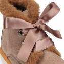 Girl safari boots with SILK ties closure and fake hair neck in Suede leather.