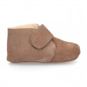 Suede leather Baby safari boots laceless and with wool knit lining.