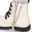 Rock style CAMOUFLAGE leather Girl boots with laces and zipper closure.