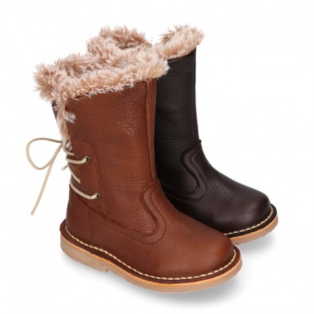 SOFT NAPPA leather kids ankle boots with fake hair lining, zipper closure and shoelaces.