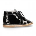 Little bear safari style boots in BLACK patent leather.