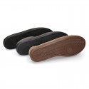 Suede leather Girl ballet flat shoes with elastic band and POMPOM design.