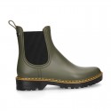 MATTE colors Ankle rain boots with elastic band and MOUNTAIN soles design.