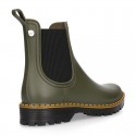 MATTE colors Ankle rain boots with elastic band and MOUNTAIN soles design.