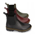 MATTE colors Ankle rain boots with elastic band and MOUNTAIN soles design.