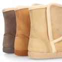 Autumn winter canvas AUSTRALIAN style kids boot shoes with hook and loop strap closure and sneaker sole.