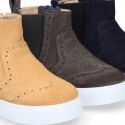 Kids Ankle boot shoes with zipper closure and elastic band in suede leather.