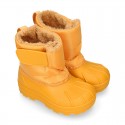 Little Kids rain boots APRESKI style with wool knit lining.