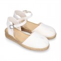 Special Girl CEREMONY espadrille shoes with laces and little wedge design.