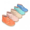 Suede leather kids safari boots with laces in SPRING colors.