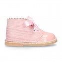 CEREMONY Girl Safari Boots with silk laces closure and waves in combined patent leather.