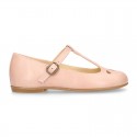 Girl T-BAR Mary Jane shoes in soft Nappa leather with petals design.