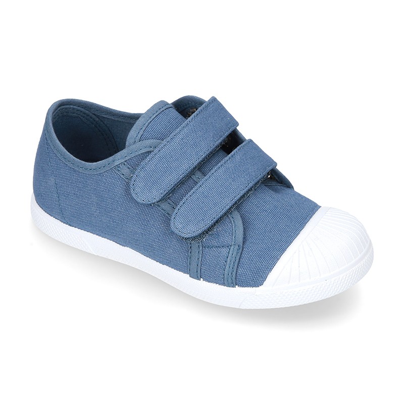 Zapatilla niños con puntera y sin cordones en lona algodón. V002