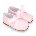 CEREMONY LINEN Laces up shoes for little kids in pastel colors.