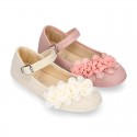 CEREMONIES Girl Mary Jane shoes with buckle fastening and FLOWERS in LINEN.