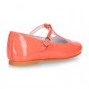 Little T-Strap Girl OKAA Mary Jane shoes in PEONY patent leather with perforated design.