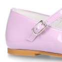 Little T-Strap Girl OKAA Mary Jane shoes in LILAC patent leather with perforated design.