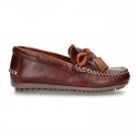 Tanned leather kids moccasins shoes with ties and TASSELS design.