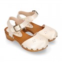 Soft Pearl Nappa Leather wooden Girl Sandal shoes CLOG style with chopped design.