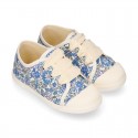 LIBERTY Cotton canvas kids Tennis shoes with shoelaces closure and toe cap.