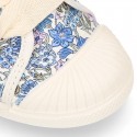 LIBERTY Cotton canvas kids Tennis shoes with shoelaces closure and toe cap.