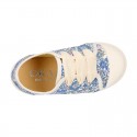 LIBERTY Cotton canvas kids Tennis shoes with shoelaces closure and toe cap.