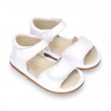 WHITE Nappa leather sandals for baby girls with double hook and loop closure.