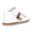 WHITE Nappa leather sandals for baby girls with double hook and loop closure.