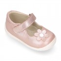 Shiny Nappa leather OKAA FLEX Girl Mary Jane shoes laceless with FLOWER design.