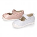 Shiny Nappa leather OKAA FLEX Girl Mary Jane shoes laceless with FLOWER design.