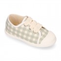 VICHY Cotton canvas kids Tennis shoes with shoelaces closure and toe cap.