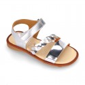 Laminated leather girl sandal shoes with BRAIDED design.