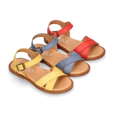 EXTRA SOFT Nappa leather Girl sandal shoes with crossed straps design.