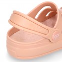 Kids jelly shoes with OLA MC CLOG design for beach and pool use.