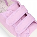 Cotton Canvas OKAA Girl Sneaker laceless and with toe cap design.