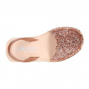 EXTRA SOFT leather Girl Menorquina sandals with rear strap and glitter design.