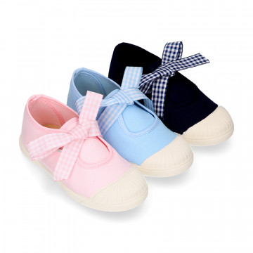 Girl Cotton canvas Mary Jane shoes ANGEL style with toe cap and Vichy ties closure.