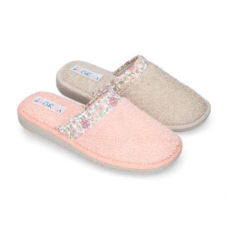 Terry cloth Girl Home shoes combined with FLOWERS with open heel design.