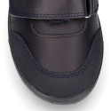 Washable leather kids School sport shoes Blucher style laceless and with reinforced toe cap.