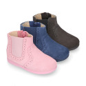 SUPER FLEXIBLE Kids Ankle boot shoes with zipper closure and elastic band in suede leather in sweet colors.