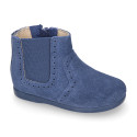 SUPER FLEXIBLE Kids Ankle boot shoes with zipper closure and elastic band in suede leather in sweet colors.