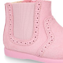 SUPER FLEXIBLE Kids Ankle boot shoes with zipper closure and elastic band in suede leather in sweet colors.