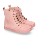 Kids suede leather Ankle boots ROCKER style with zipper closure and laces.