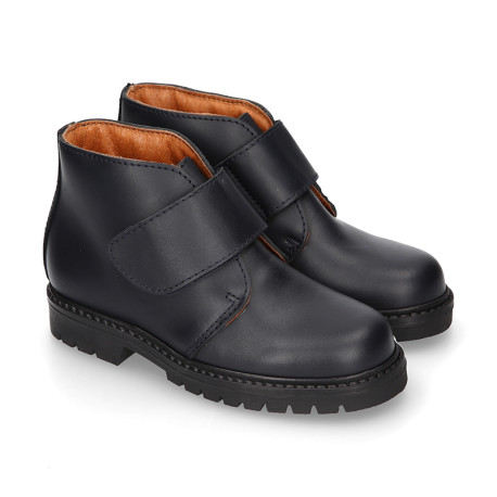 School kids ankle boot shoes, road shoes style laceless in leather.