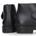 School kids ankle boot shoes, road shoes style laceless in leather.