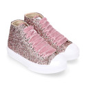 GLITTER High Sneaker shoes with velvet shoelaces and with toe cap for girls.